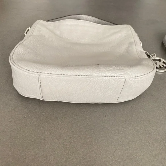 Michael Kors Bag - Picture 8 of 12